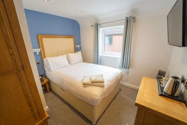 Standard Tek Büyük Yataklı Oda