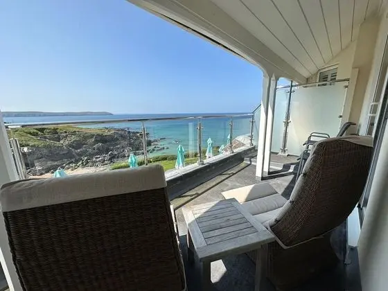 Deluxe Double Sea View Room with Balcony