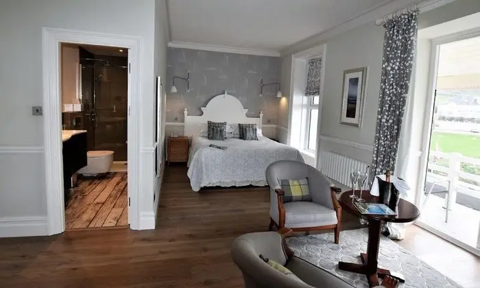 Deluxe Double Sea View Room with Balcony