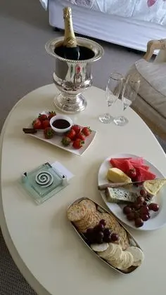 Deluxe Tek Büyük Yataklı Oda, 1 En Büyük (King) Boy Yatak, Balkon, Koy Manzaralı