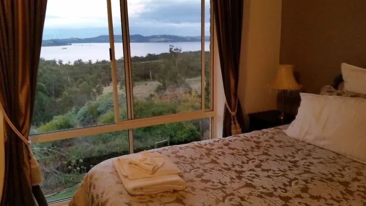 Standard Tek Büyük Yataklı Oda, Koy Manzaralı