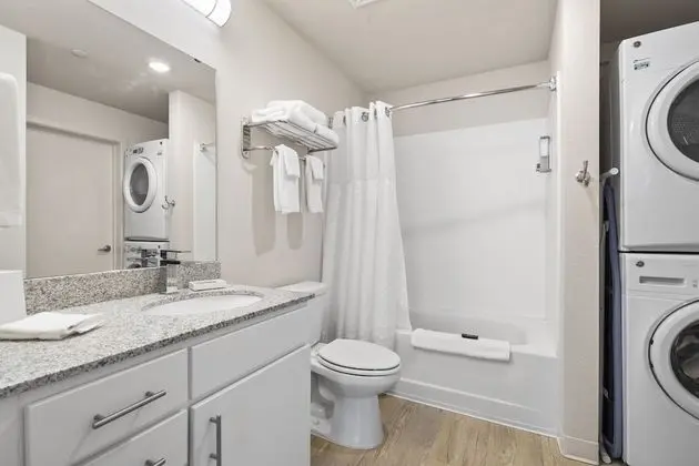 1 Bedroom, 1 Bathroom Furnished Suite