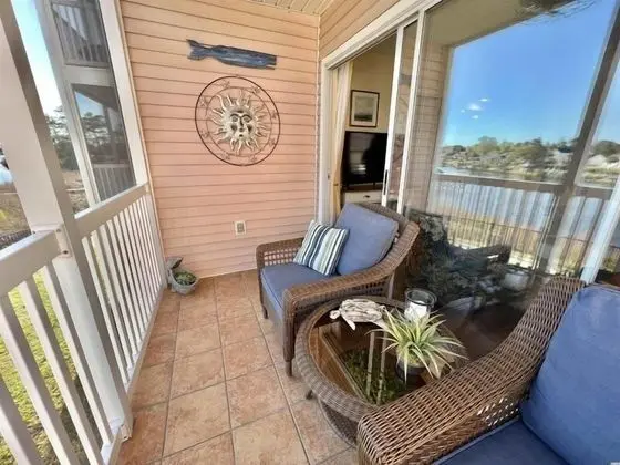 Daire (Waterway Village 23-D)