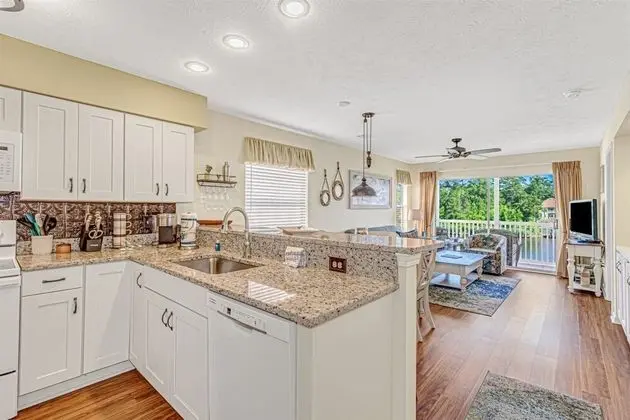 Daire (Waterway Village 23-D)
