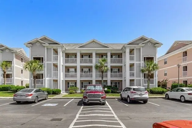 Daire (Waterway Village 23-D)