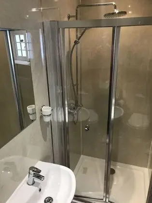 Tek Büyük Yataklı Oda (Small Double)
