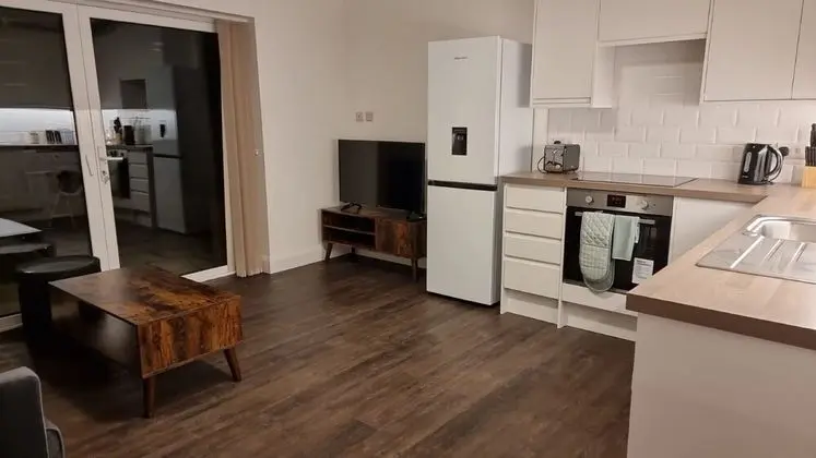Luxury Tek Büyük Yataklı Oda
