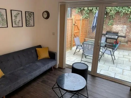 Luxury Tek Büyük Yataklı Oda