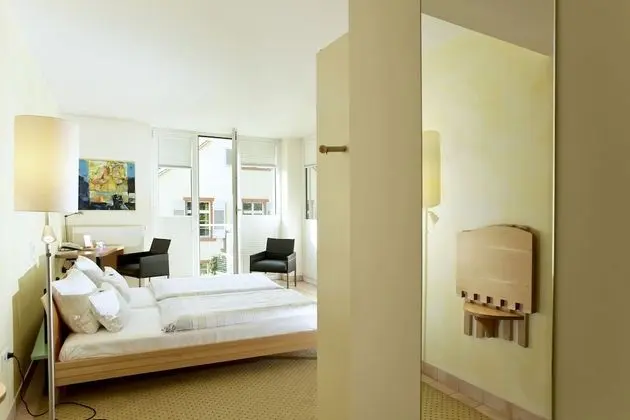 Comfort Tek Büyük Yataklı Oda