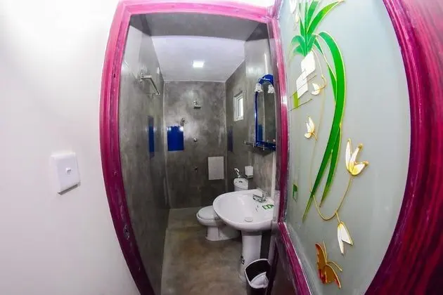 Deluxe Tek Büyük Yataklı Oda (AC)
