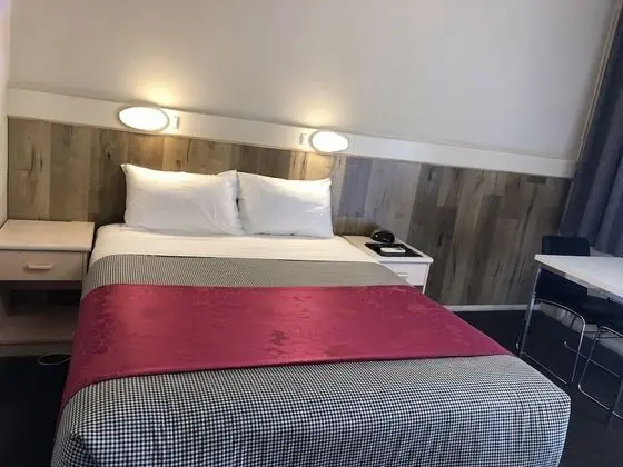 Deluxe Tek Büyük Yataklı Oda, 1 Büyük (Queen) Boy Yatak