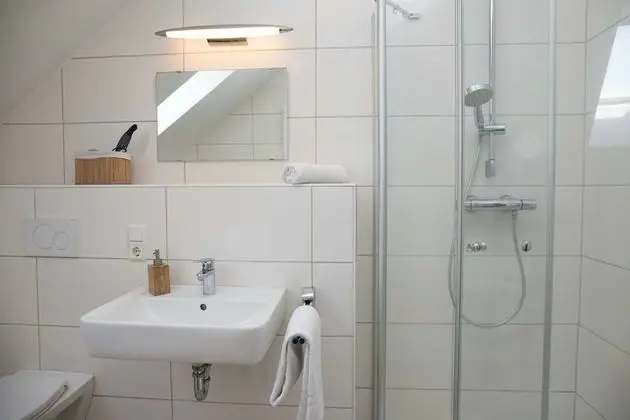 Basic Tek Büyük Yataklı Oda, Özel Banyo