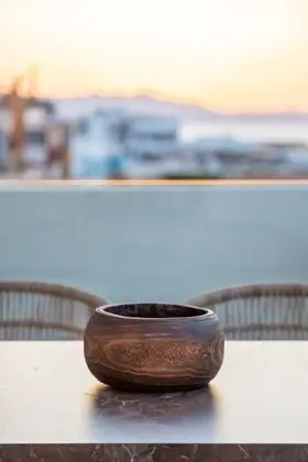 Ev