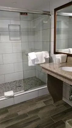 Family Tek Büyük Yataklı Oda