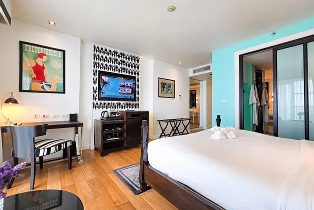 Sunset Room