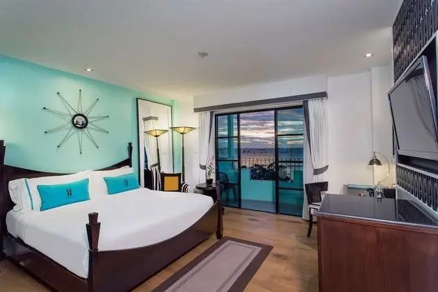 Sunset Room