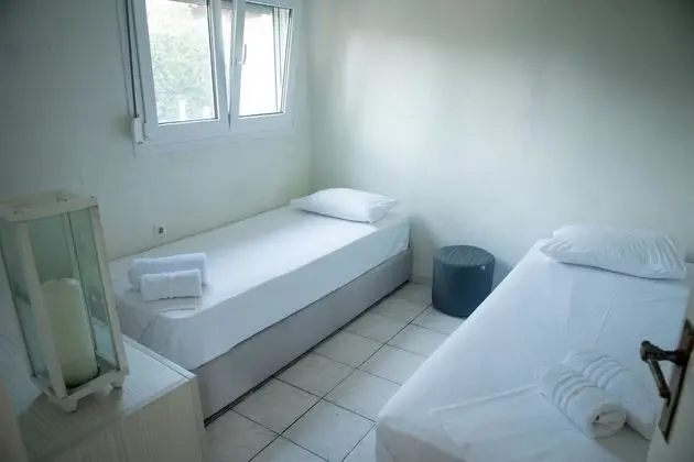 Apart Daire, Deniz Manzaralı, Denize Sıfır