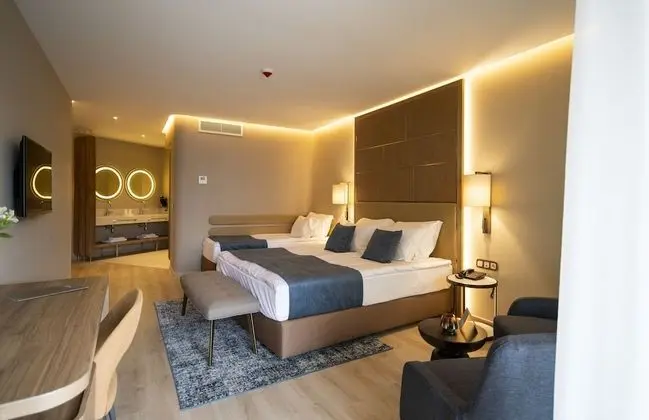 Side Sea View Room