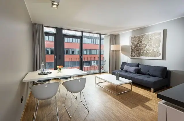 Apart Daire, Balkon, Kısmi Göl Manzaralı (AA)