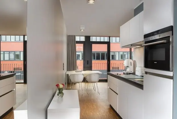 Apart Daire, Balkon, Kısmi Göl Manzaralı (AA)