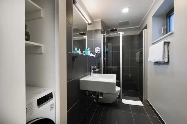 Apart Daire, Balkon, Kısmi Göl Manzaralı (AA)