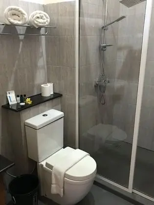 Deluxe Tek Büyük veya İki Ayrı Yataklı Oda, Özel Banyo