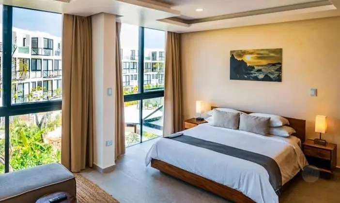 Deluxe Penthouse Studio Rooftop Pool