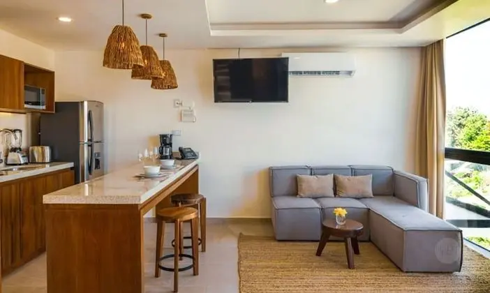 Deluxe Penthouse Studio Rooftop Pool