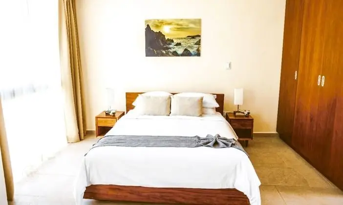 Deluxe Penthouse Studio Rooftop Pool