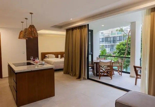 Deluxe Studio With Large Balcony