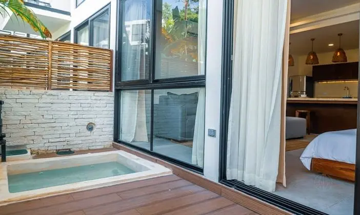 Deluxe Studio With Private Plunge Pool