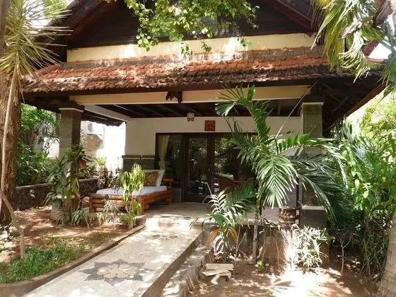 Kır Evi, Kısmi Deniz Manzarası