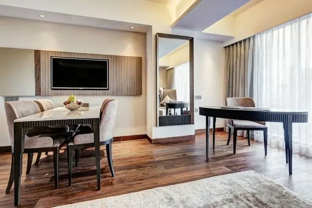 Premier Süit, 1 Yatak Odası, Engellilere Uygun, Şehir Manzaralı
