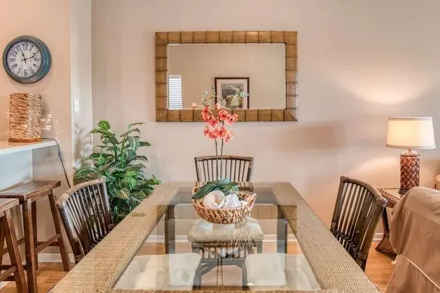 Daire (Way Down in Kokomo)