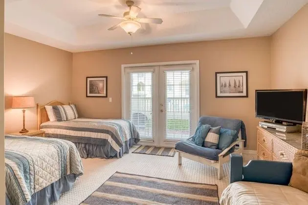 Daire (Way Down in Kokomo)