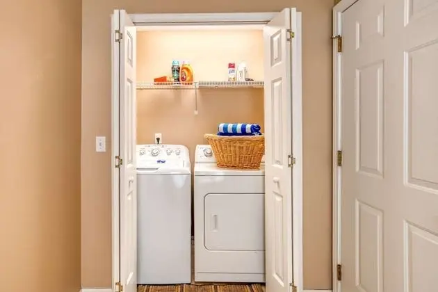 Daire (Way Down in Kokomo)