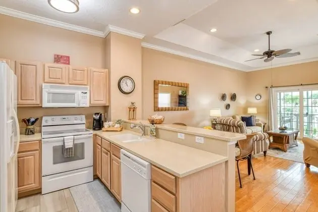 Daire (Way Down in Kokomo)