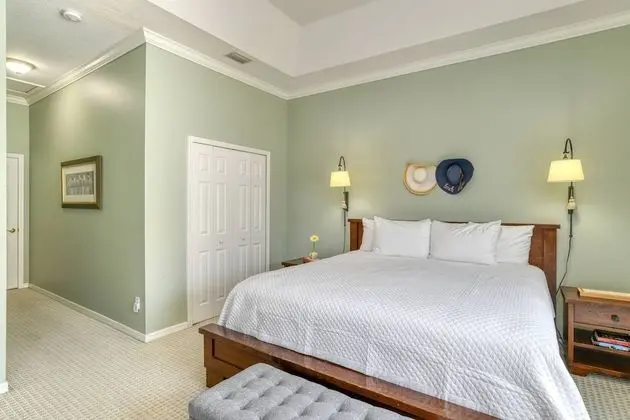 Daire (Way Down in Kokomo)