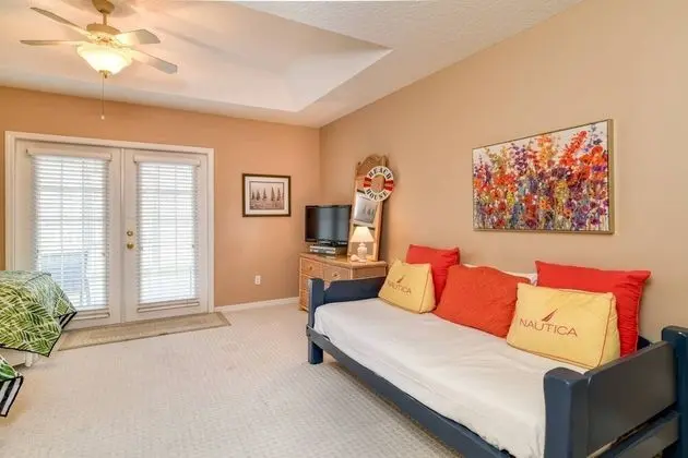 Daire (Way Down in Kokomo)