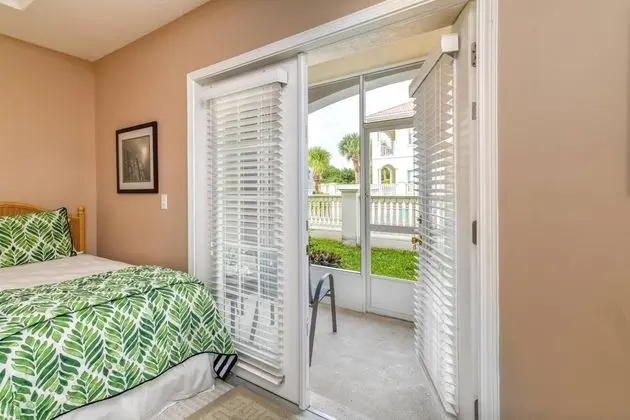 Daire (Way Down in Kokomo)