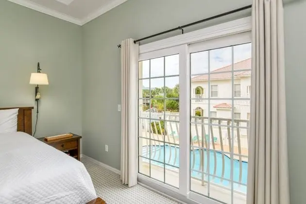 Daire (Way Down in Kokomo)