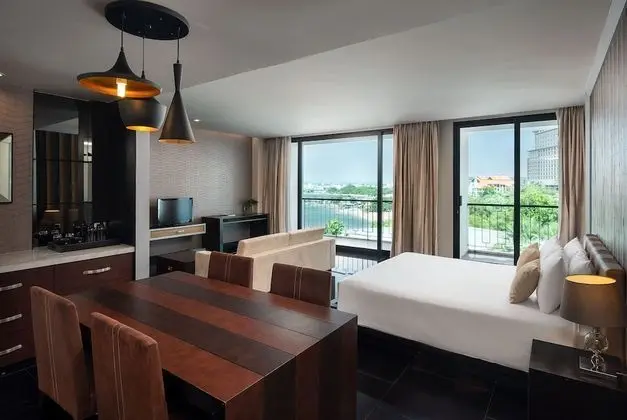 Mini Suite