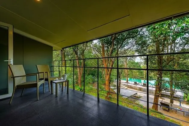 Deluxe Tek Büyük veya İki Ayrı Yataklı Oda, Balkon