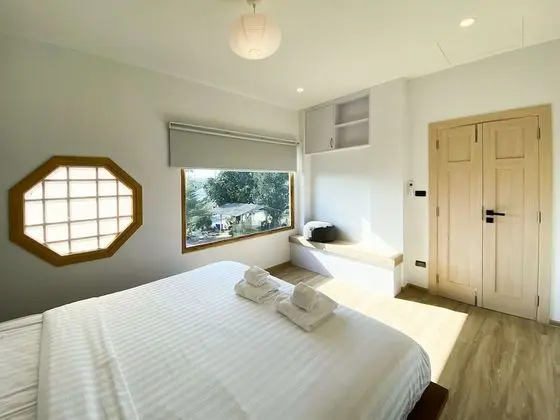 Family Room (Free Drop Off to Airport)