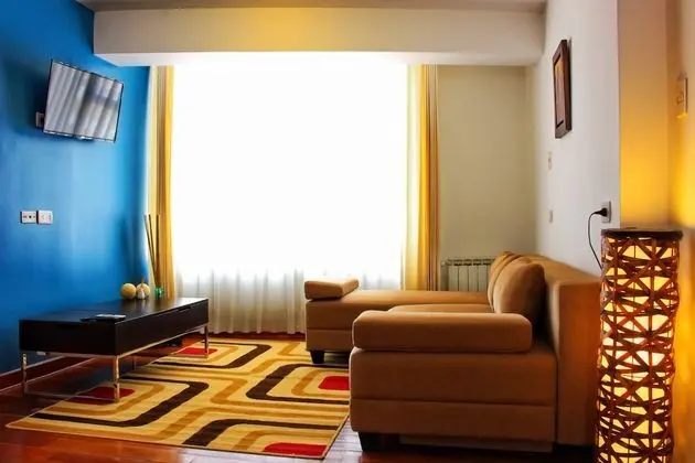 Junior Süit, Dağ Manzaralı