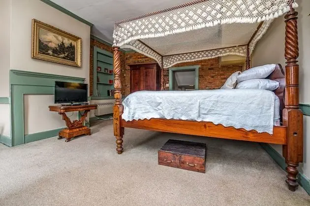 Standard Oda, 1 En Büyük (King) Boy Yatak