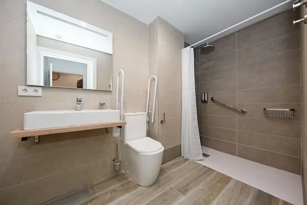 Comfort Tek Büyük Yataklı Oda, 2 Tek Kişilik Yatak