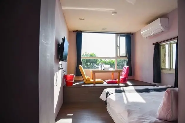 Deluxe Tek Büyük Yataklı Oda