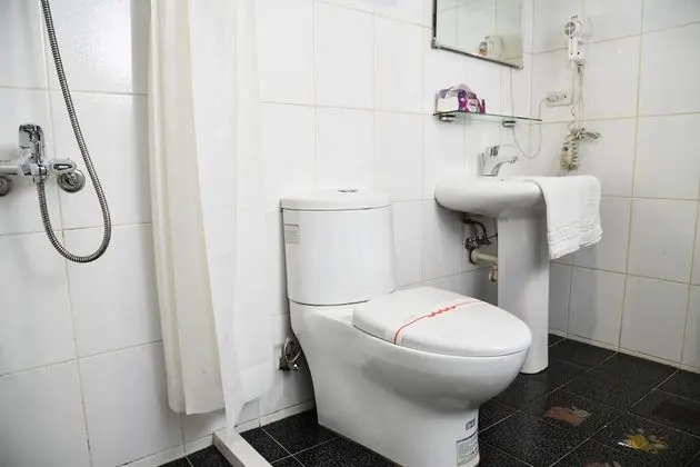 Standard Tek Büyük Yataklı Oda (without window)