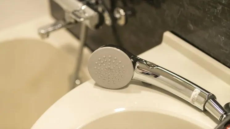 Tek Büyük Yataklı Oda, Sigara İçilmez